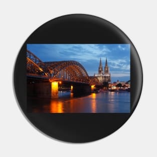 Cologne Cathedral, Dom, Hohenzollern Bridge, dusk, Cologne, Germany Pin