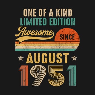 August 1951 Vintage 70 Years Old Retro 70th Birthday Gift T-Shirt