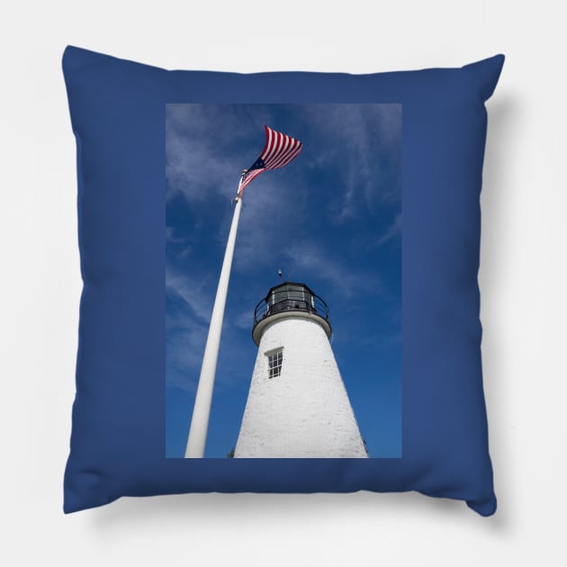 Havre de Grace lighthouse Pillow by sma1050