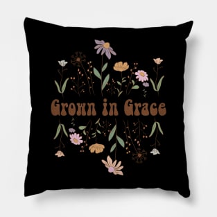 grow in grace Christian inspirational bible quote T-Shirt Pillow