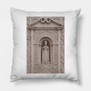 Cathedral De Santa Maria - Facade Close-Up - 1 © Pillow