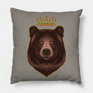 crowned brown bear Pillow