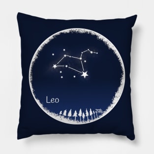 Leo horoscope - zodiac - tarot reading Pillow