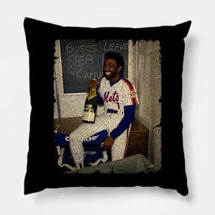 Mookie Wilson in New York Mets Pillow