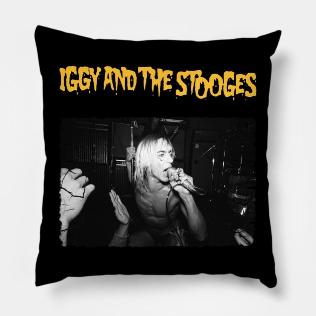 Iggy Retro Pillow by DulurPancing Arts