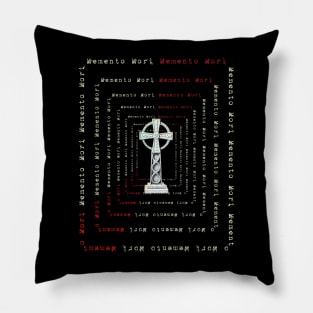 Memento mori Pillow