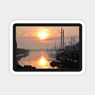 Sunrise, Maldon, Essex, England Magnet