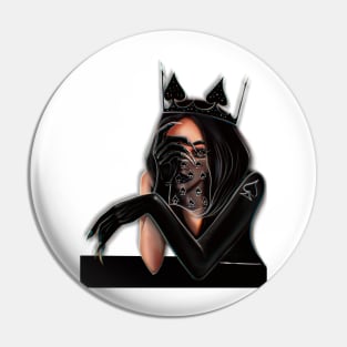 Spade Queen Pin