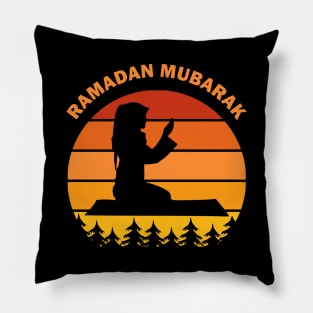 Ramadan Mubarak Ramadan Kareem Woman Pray Dawn Dusk Gift Pillow