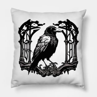 Mysterious crows, black crows with bad omens Pillow