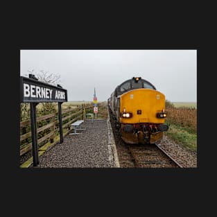 Berney Arms , Class 37 T-Shirt