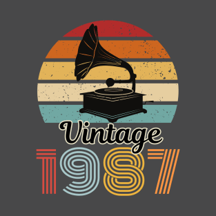 Vintage 1987 | 33 Years Old Gifts Vintage Born In 1987 Retro 60th Birthday ,A Classic Gramophone Design T-Shirt