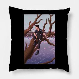Man resting on a tree Pillow