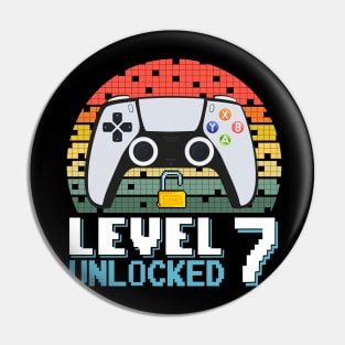 Level 7 Unlocked Vintage Retro Gaming Pin