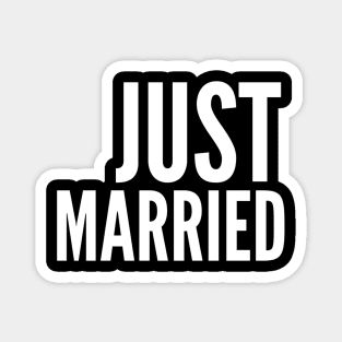 just married Magnet