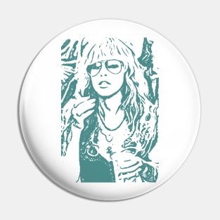 stevie || green Pin