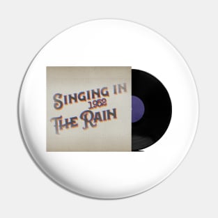 RETRO VINYL SINGING RAIN 50s Pin