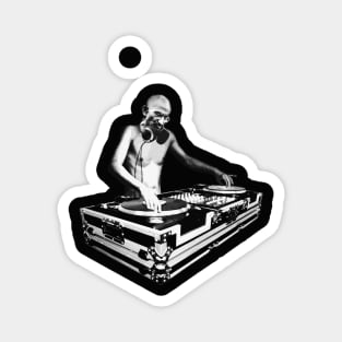 Dj Ghandi. Magnet