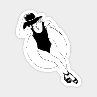 Lady in black hat Magnet