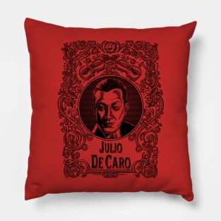 Julio de Caro in Black Pillow