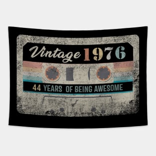 Vintage 1976 Made In 1976 44 Years Old 44th Birthday Gift Tapestry