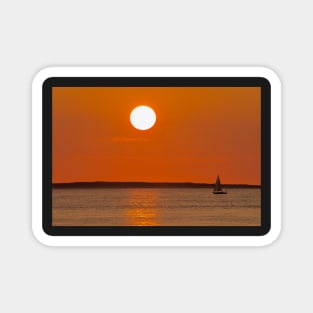 Sailing at sunset Magnet