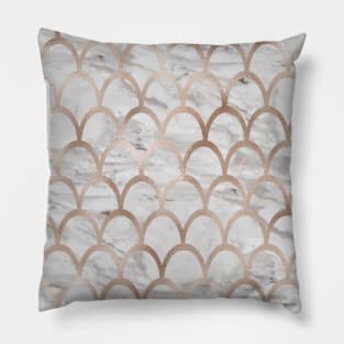 Rose gold mermaid scales - grey marble Pillow