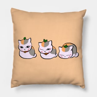 I draw the three nyanko sensei / Natsume's Book of Friends Pillow