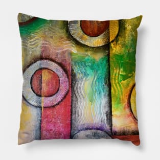 Abstract RINGS AND MORE 1 Pillow