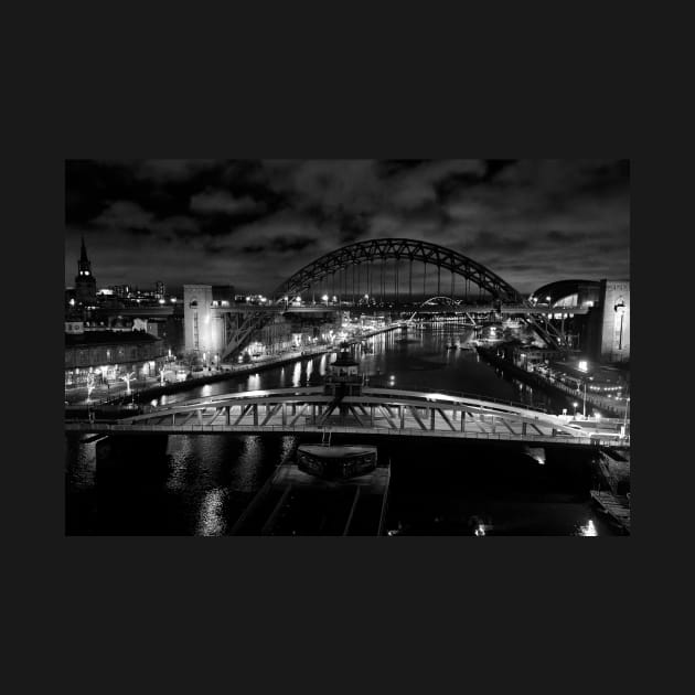 River Tyne in Black and White by Violaman