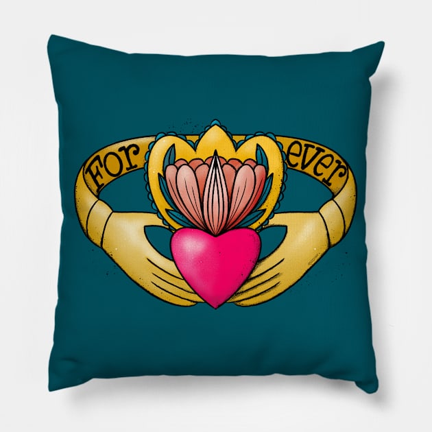 LOVE CLADDAGH  RING Pillow by tizicav