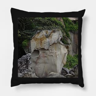 Big Balmoral Rock Pillow