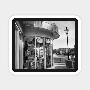 Gift shop on Cromer seafront Magnet