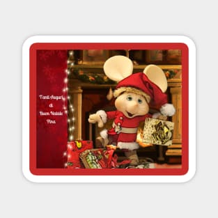 Merry Christmas from Topo Gigio to Pina Magnet