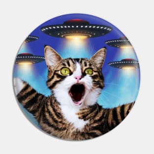 Selfie of Funny Cat And Aliens UFOs 3 Pin
