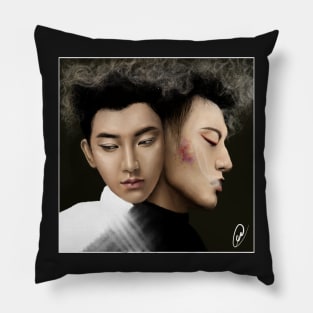 Z-Tao - Black & White Pillow