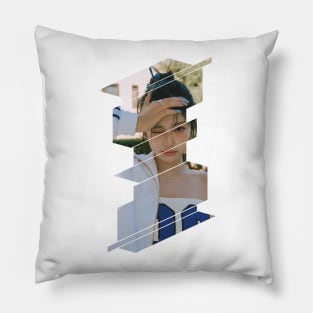 ningning of aespa Pillow