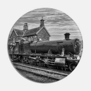 GWR Locomotive 2857 Black and White Pin