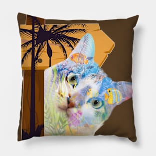 Sea in A Cat Pillow