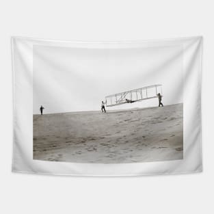 Wright brothers Kitty Hawk glider, 1902 (C023/6443) Tapestry