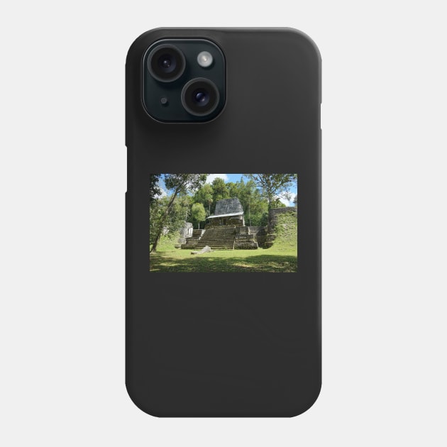 Guatemala - site archéologique de Tikal Phone Case by franck380