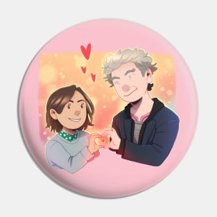 Whouffaldi heart Pin