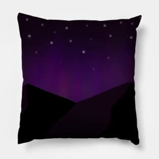 Stars shining over the northern lights Pillow