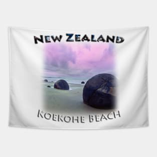 New Zealand - Koekohe Beach, Moeraki Boulders Tapestry