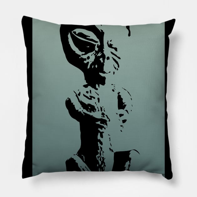 alien Pillow by rizstore