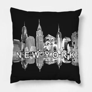 New York City in black and white Pillow