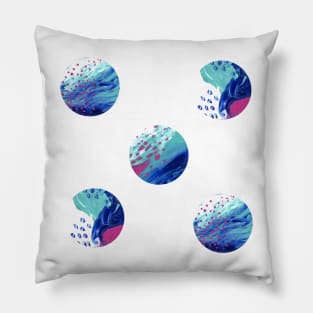 Dreaming of coral cays (I-III, circles) Pillow