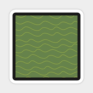 Wavy Lines in Greens Magnet