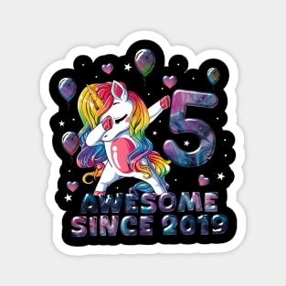 Flossing Unicorn 5 Year Old 5th Birthday Girl Unicorn Party Magnet