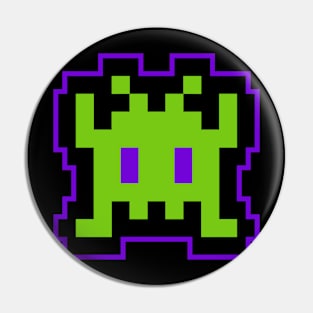 Green Cute Aliens Gaming 8 Bit Pin